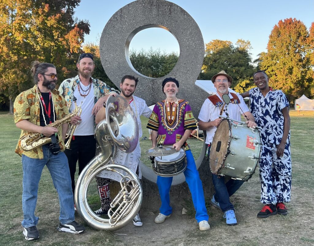 L’Elephant Brass Machine